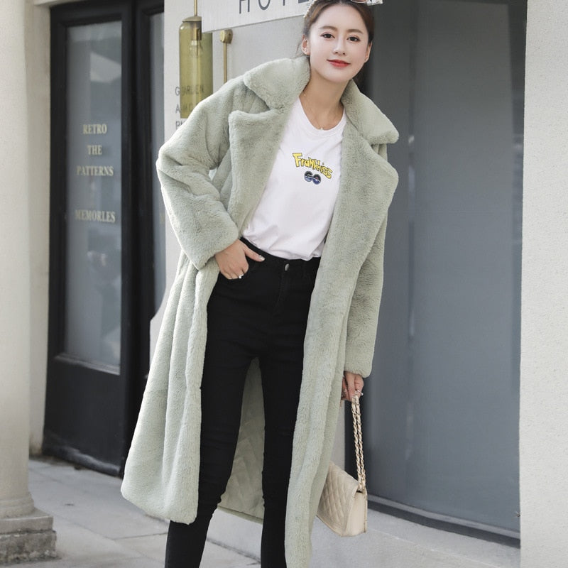 2021 New Women Winter Warm Faux Fur Coat Thick Women Long Coat Turn Down Collar Women Warm Coat With Belt Casaco Feminino