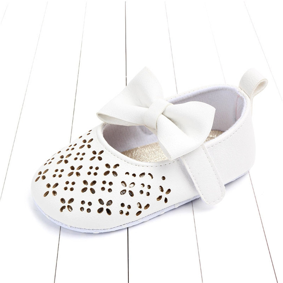 Baby Girls First Walker Summer Anti-slip Soft Bottom Girl Princess Shoes Big Bow Hollow Out Baby Shoes Wedding Party Shoes