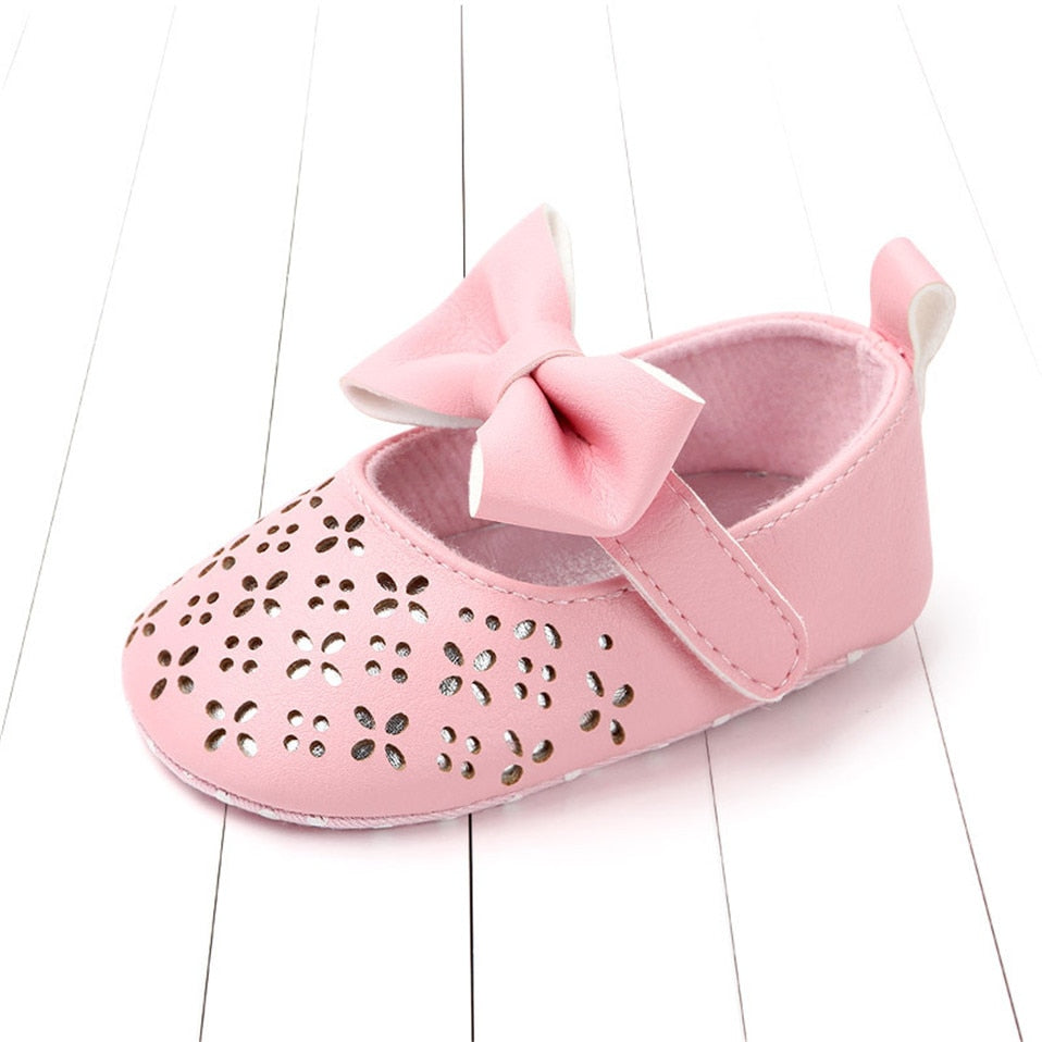 Baby Girls First Walker Summer Anti-slip Soft Bottom Girl Princess Shoes Big Bow Hollow Out Baby Shoes Wedding Party Shoes