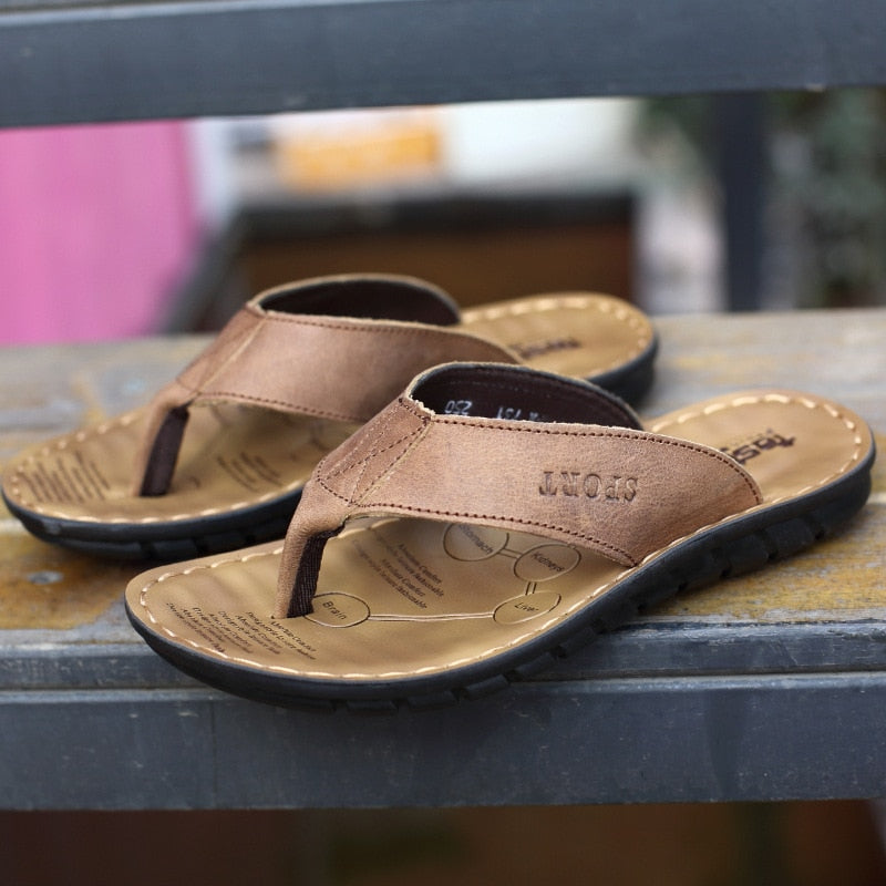 2022 Summer Shoes Men Slippers Genuine Leather Beach Slippers Mens Flip Flop Sandals Summer Men Shoes Male Flip Flops A673
