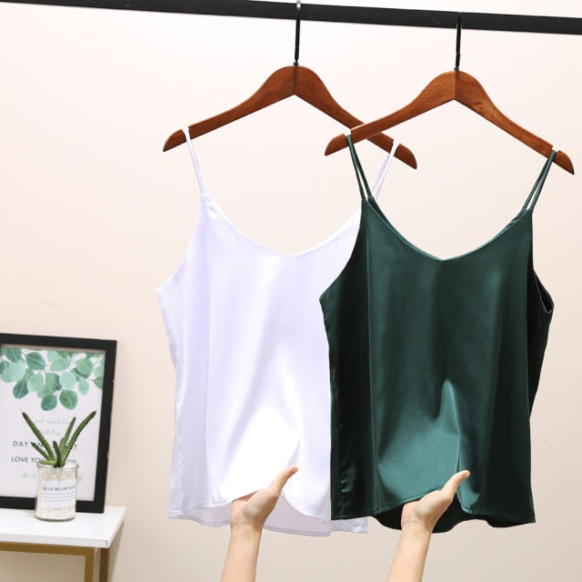 2021 Women Sexy Crop Tops Silk Tube Top Female Sleeveless Camis Seamless Sports Lingerie Tee Bra Crop Top Bandeau Top Tank Sling