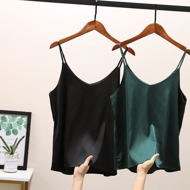 2021 Women Sexy Crop Tops Silk Tube Top Female Sleeveless Camis Seamless Sports Lingerie Tee Bra Crop Top Bandeau Top Tank Sling
