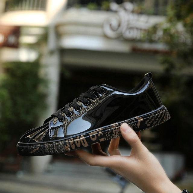 Women Shoes Silver Gold 2021 Fashion High Top Platform Graffiti Women Casual Shoes Winter Lovers Leather Sneakers Shoes Woman