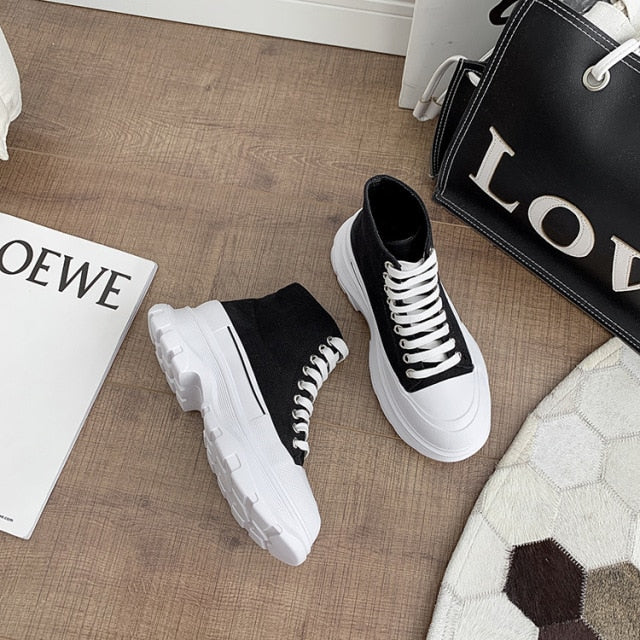 2021 New McQueen Canvas Shoes Women's Thick-Soled Men's And women's Old Shoes High Tops Increase The Trend Of White Shoes