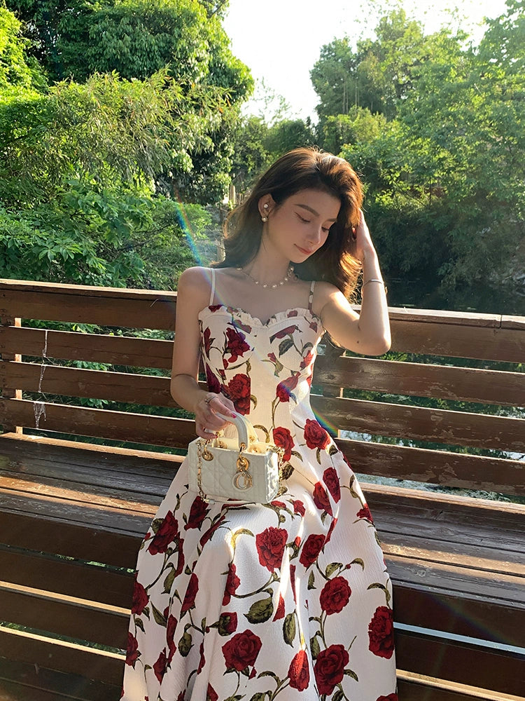 Deng Liuliu French Style Lady Floral Strap Dress Women's Summer Texture Fancy Red Rose Vacation Dress