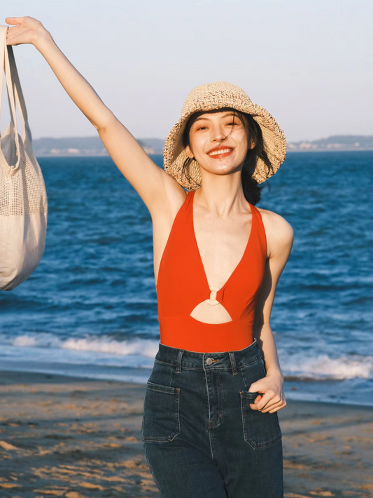 Swimsuit Women's Hot Spring Retro Hong Kong Style Sexy Red Triangle One-Piece Bikini Seaside Beach Vacation Swimsuit