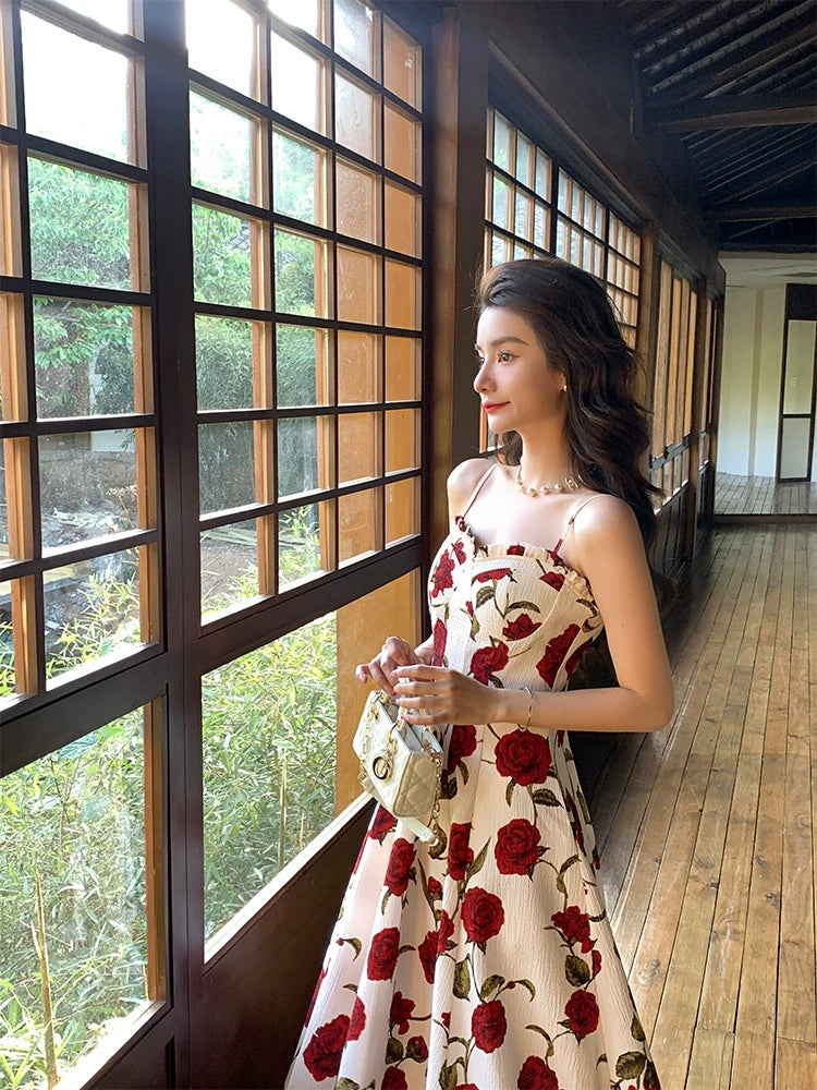 Deng Liuliu French Style Lady Floral Strap Dress Women's Summer Texture Fancy Red Rose Vacation Dress