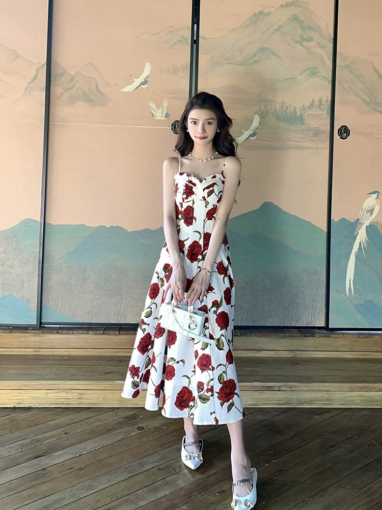 Deng Liuliu French Style Lady Floral Strap Dress Women's Summer Texture Fancy Red Rose Vacation Dress
