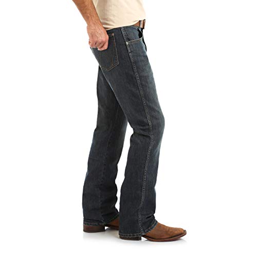 Wrangler Men's Retro Relaxed Fit Boot Cut Jean