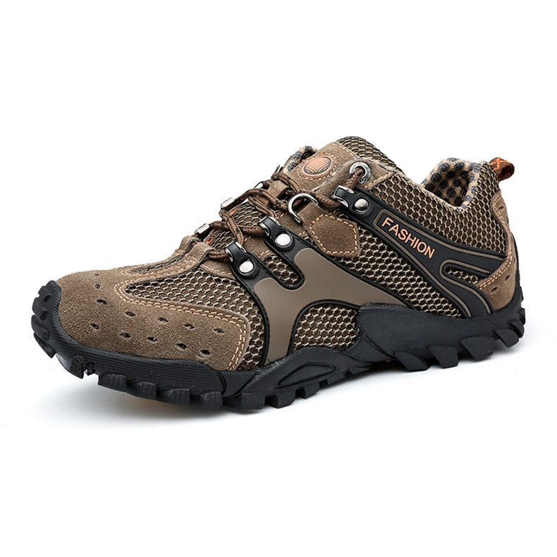 2020/358 Outdoor hiking shoes wear-resistant walking shoes