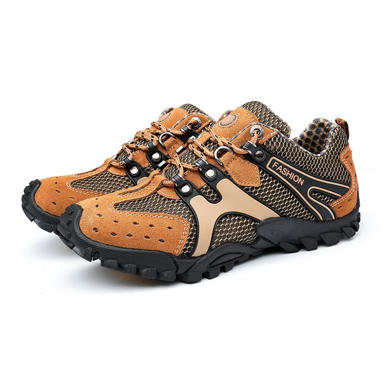 2020/358 Outdoor hiking shoes wear-resistant walking shoes