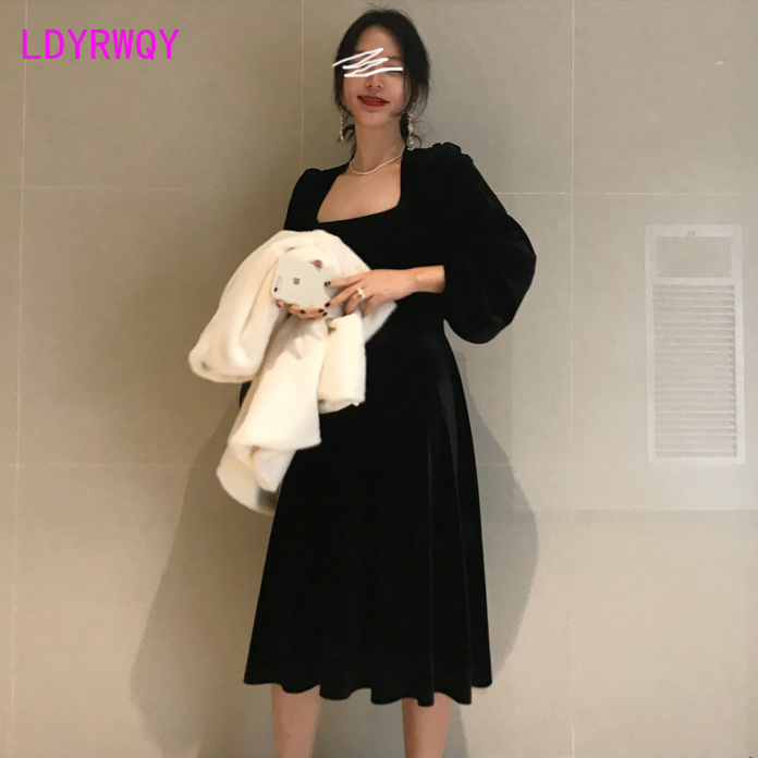 2020 spring new retro Hepburn style square collar waist velvet small dress female Regular  Knee-Length  Office Lady