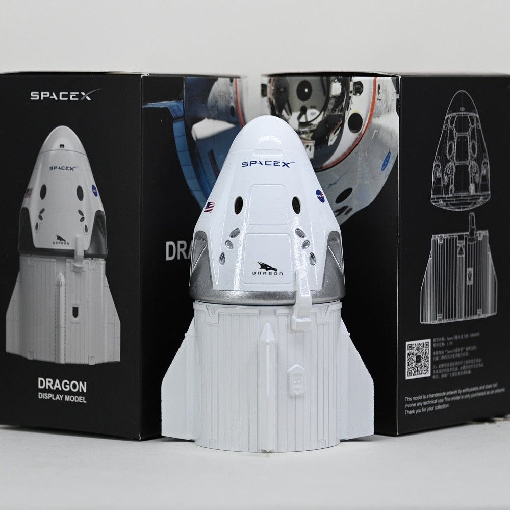 SpaceX Model Starship Rocket Model Dragon CrewDragon Spacecraft Astronaut Exquisite Model Desktop Ornaments Gift for Men