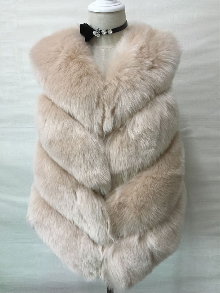 ZADORIN New Luxury Faux Fox Fur Vest Women Furry Short Faux Fur Vests Coat Fur Gilet Fourrure Autumn Winter Overcoat